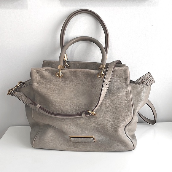 Marc by Marc Jacobs Too Hot To Handle Convertible Bentley - Picture 1 of 9